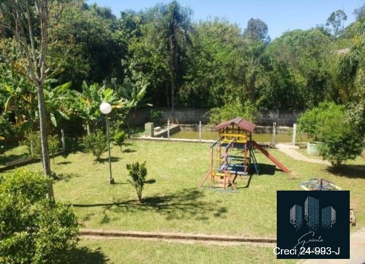 Fazenda à venda com 4 quartos, 2700m² - Foto 2