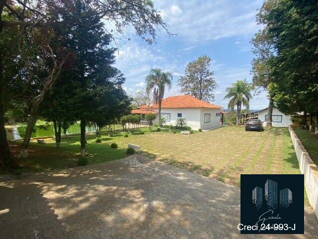 Fazenda à venda com 3 quartos, 500m² - Foto 1