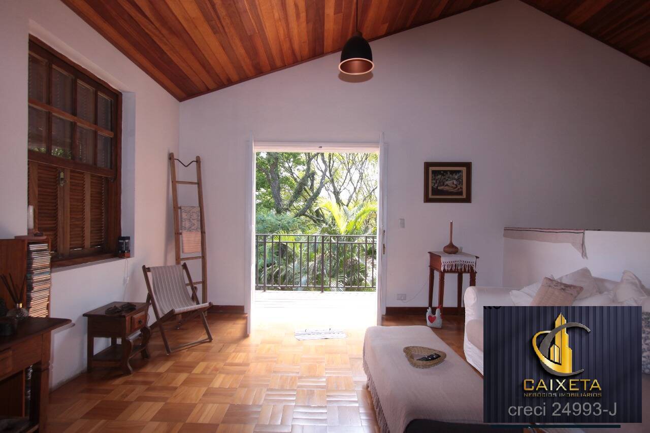 Casa de Condomínio à venda com 4 quartos, 351m² - Foto 15