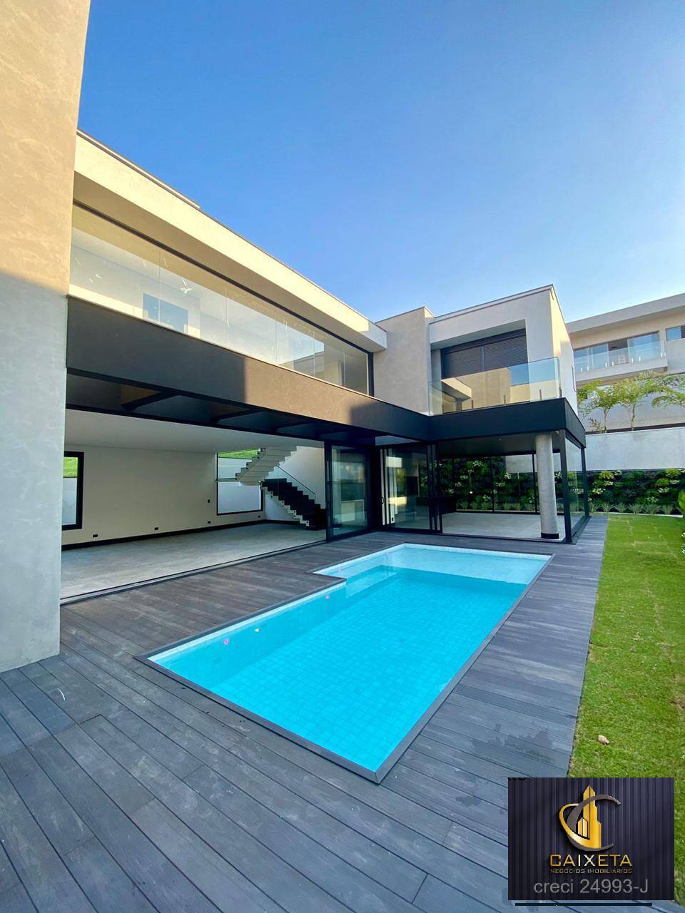 Casa de Condomínio à venda com 4 quartos, 566m² - Foto 5