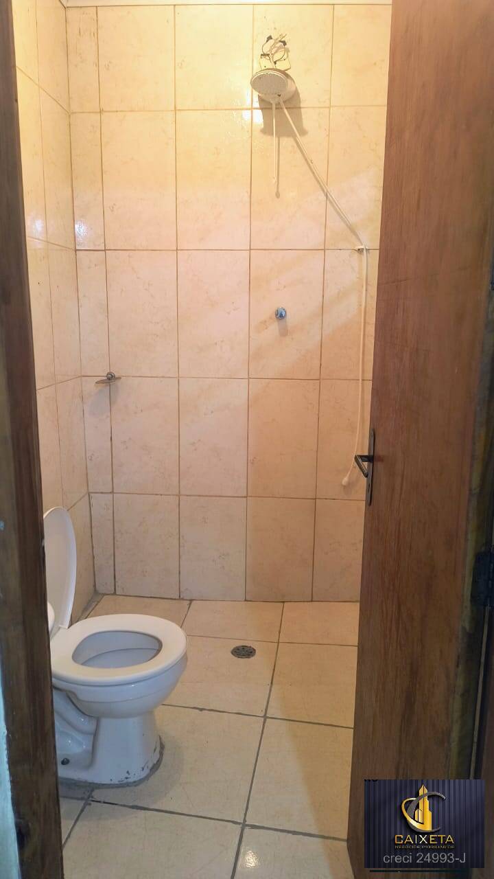 Casa à venda com 5 quartos, 180m² - Foto 28