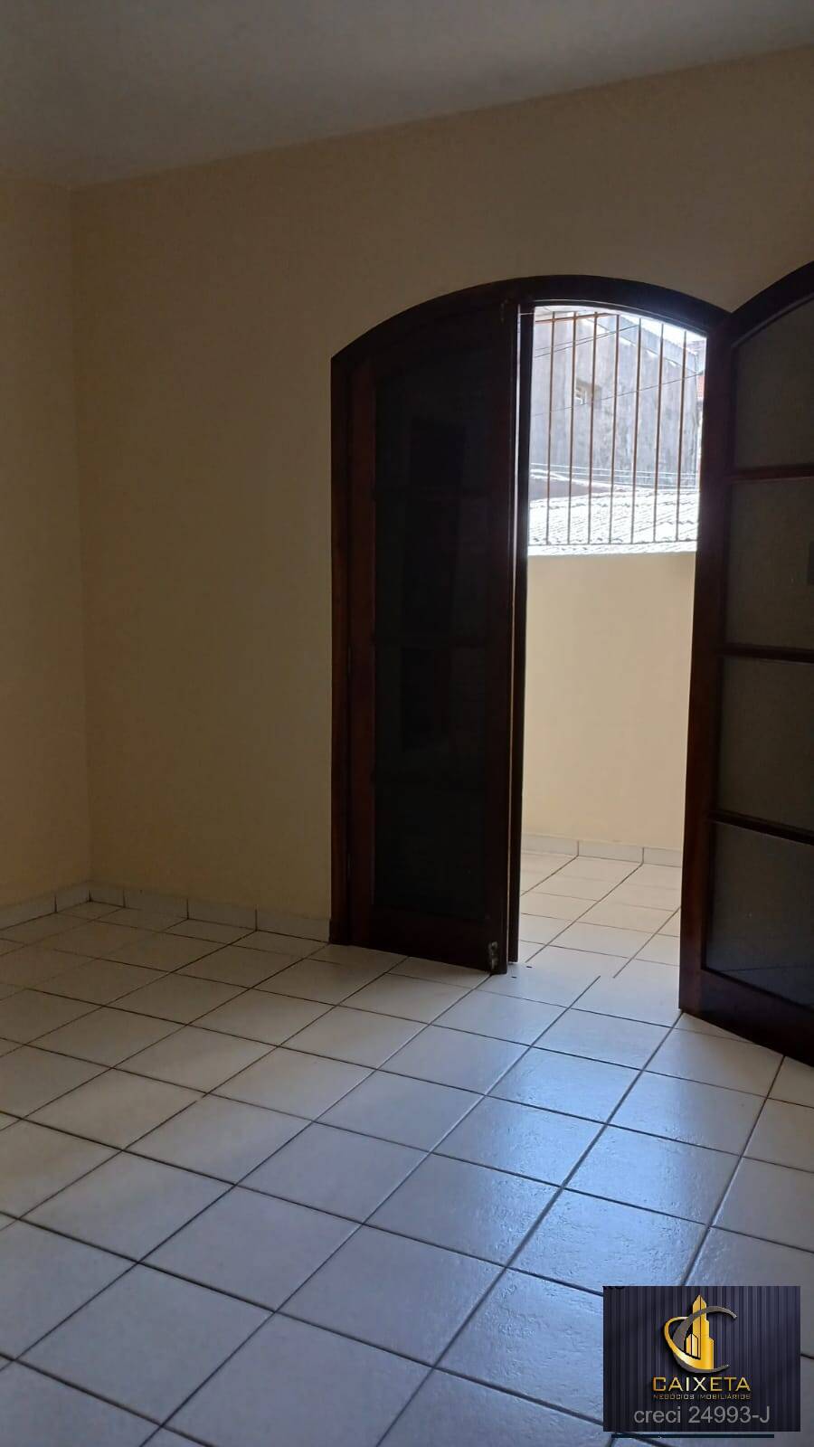 Casa à venda com 5 quartos, 180m² - Foto 31