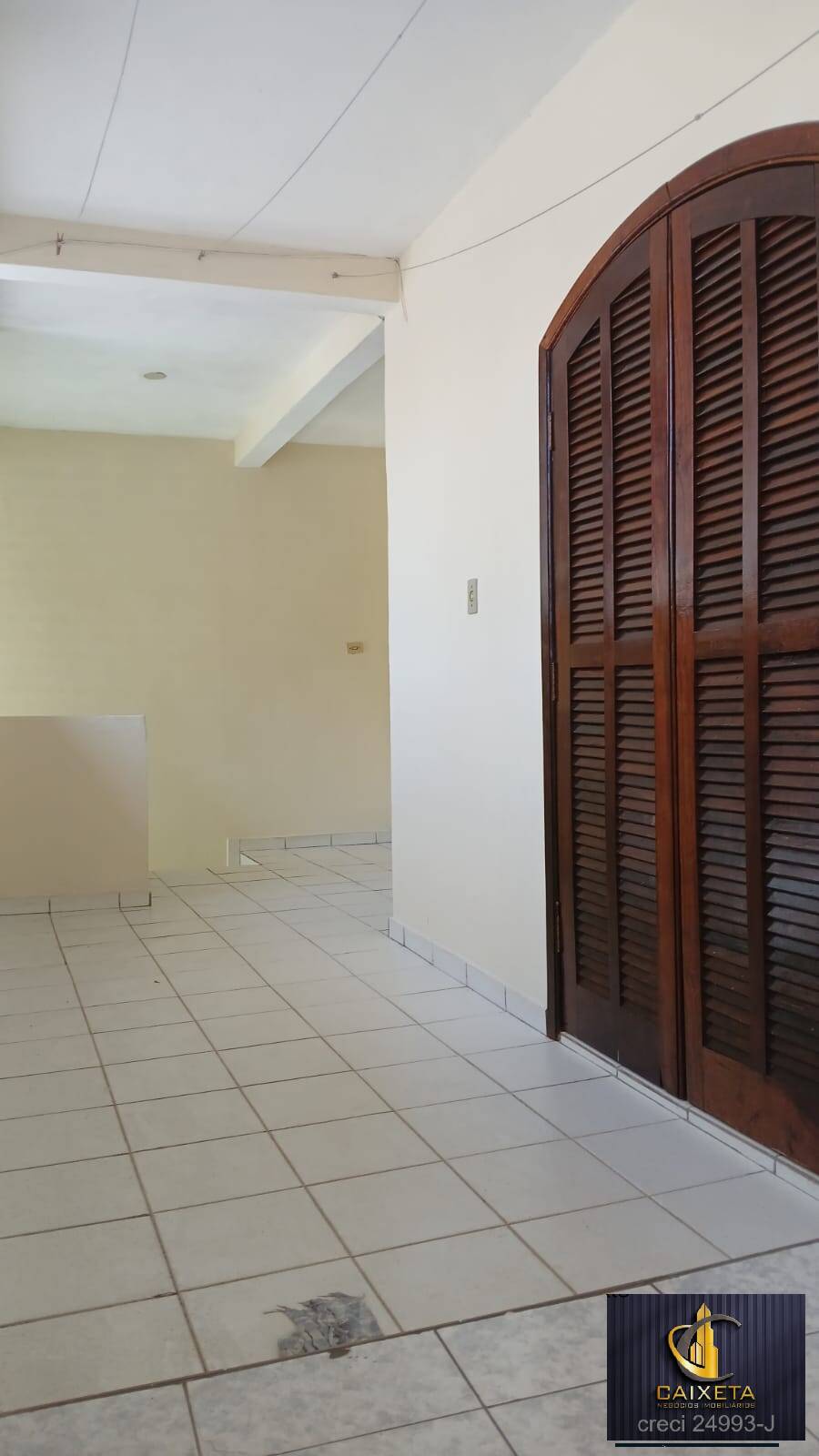 Casa à venda com 5 quartos, 180m² - Foto 32