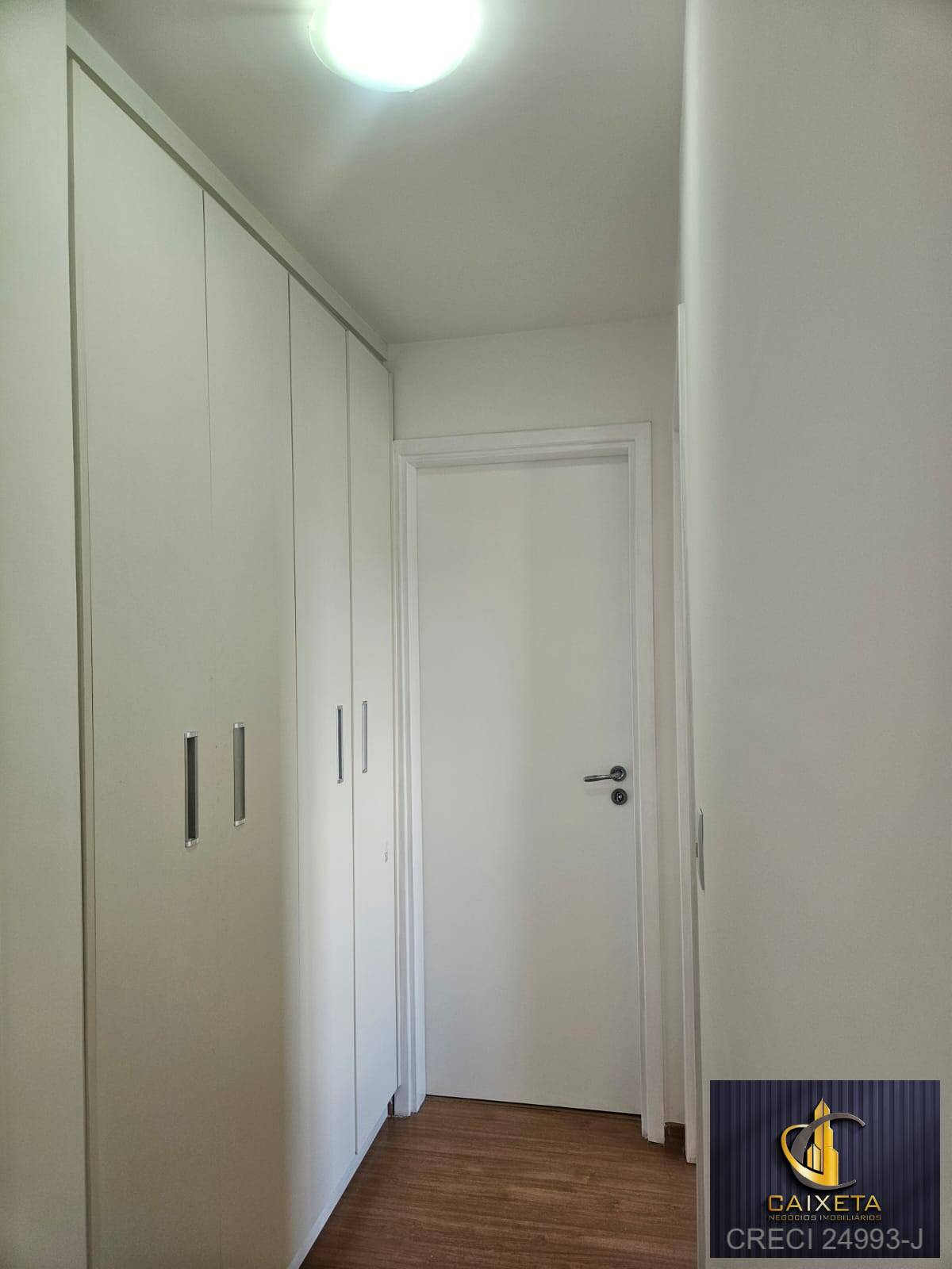 Apartamento à venda com 2 quartos, 68m² - Foto 7