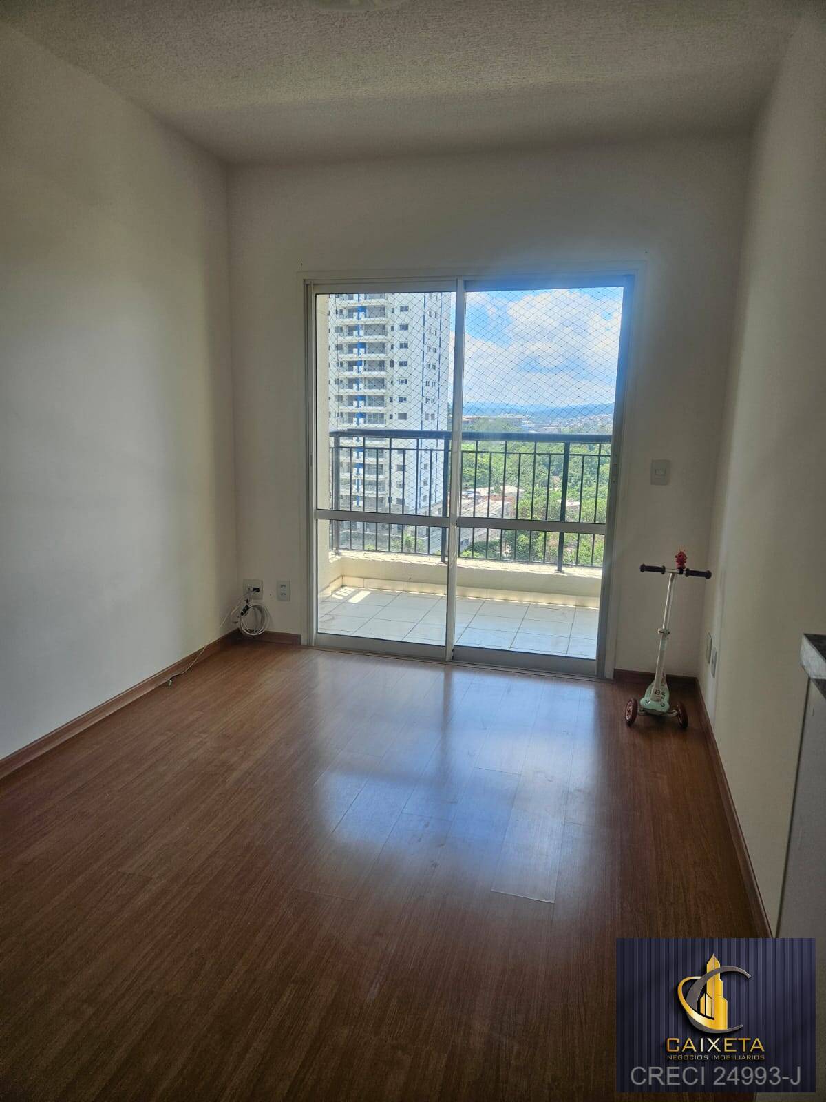 Apartamento à venda com 2 quartos, 68m² - Foto 1