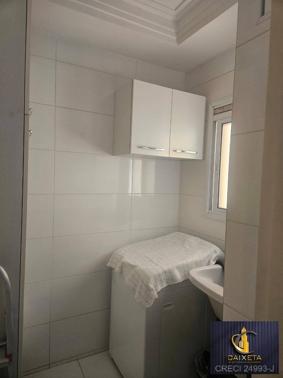 Apartamento à venda com 2 quartos, 85m² - Foto 4