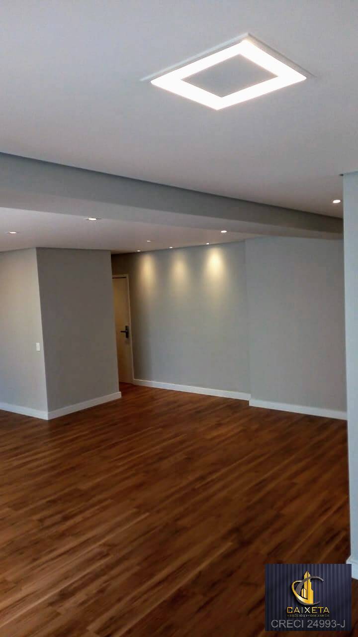 Apartamento à venda com 3 quartos, 110m² - Foto 4