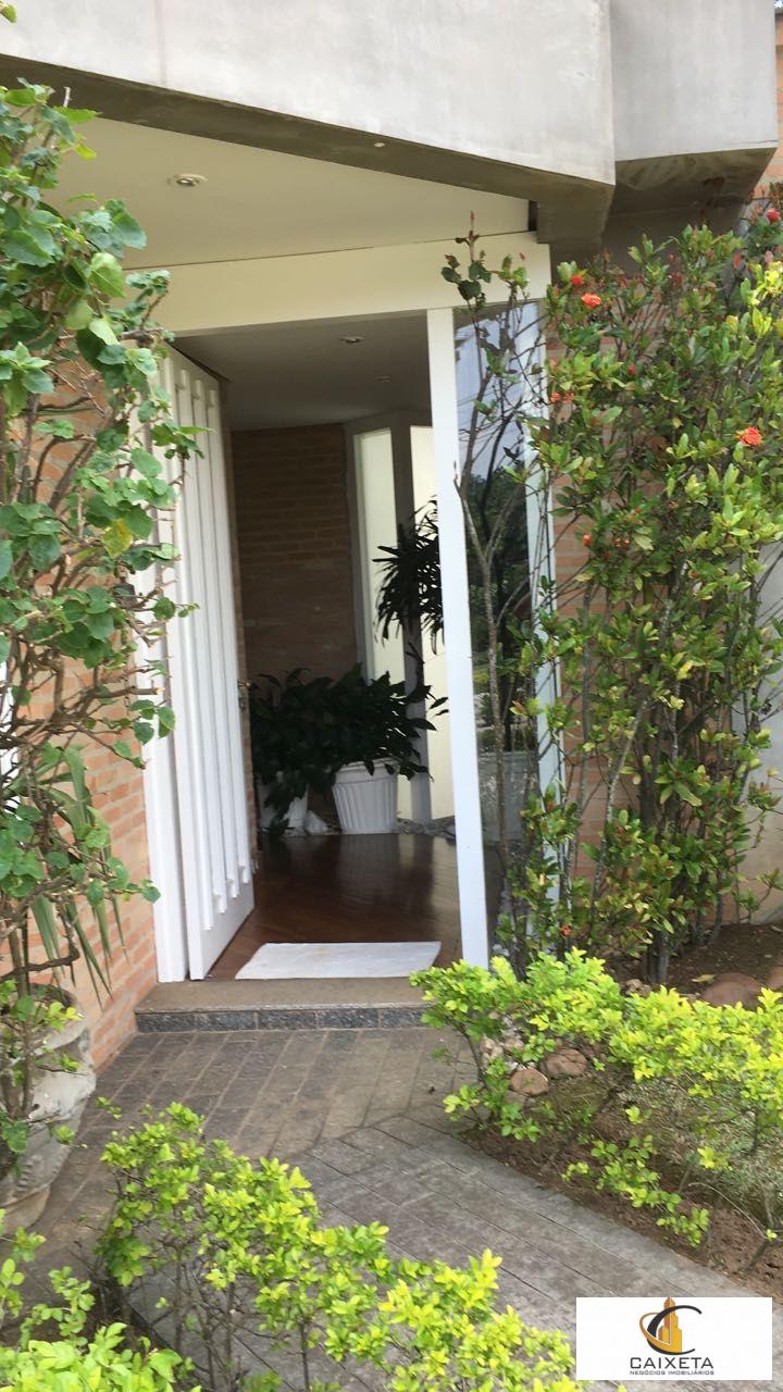 Casa de Condomínio à venda com 4 quartos, 750m² - Foto 18